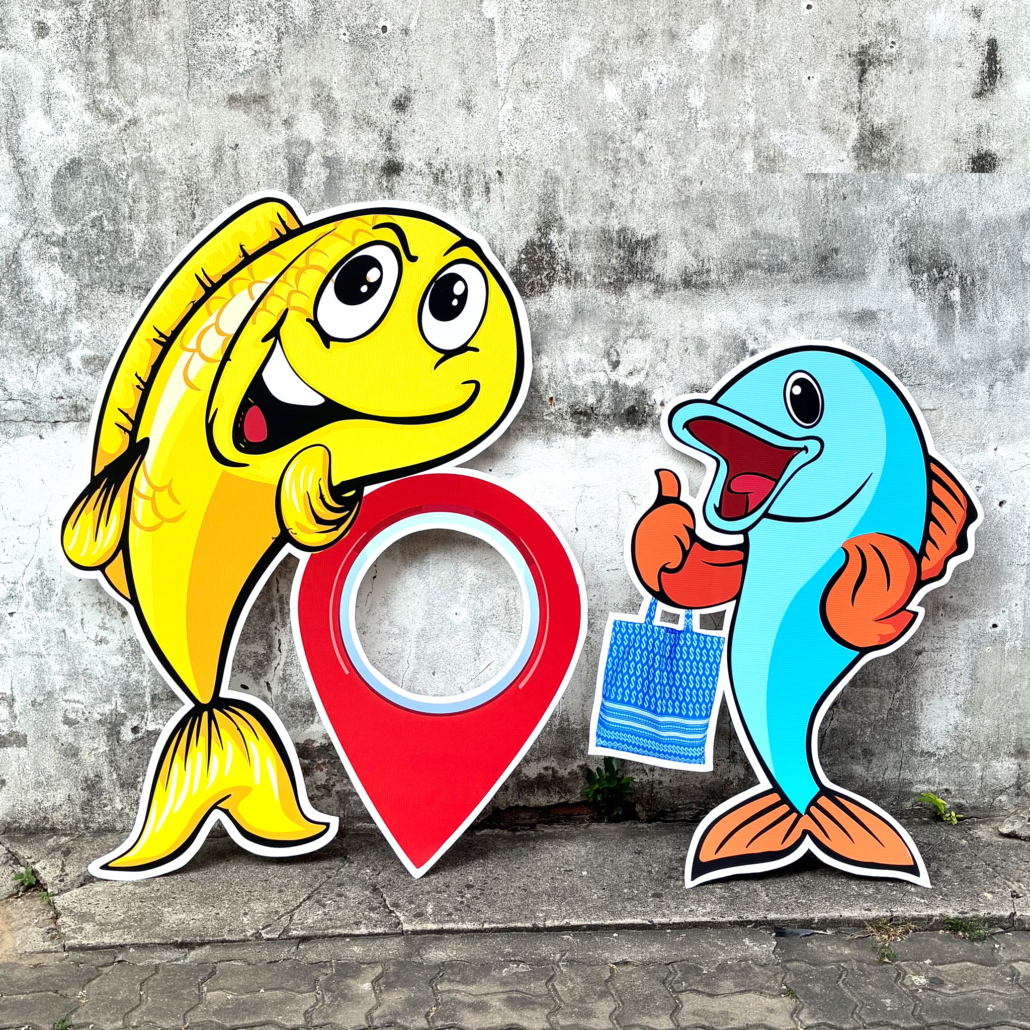 standee-8.jpg